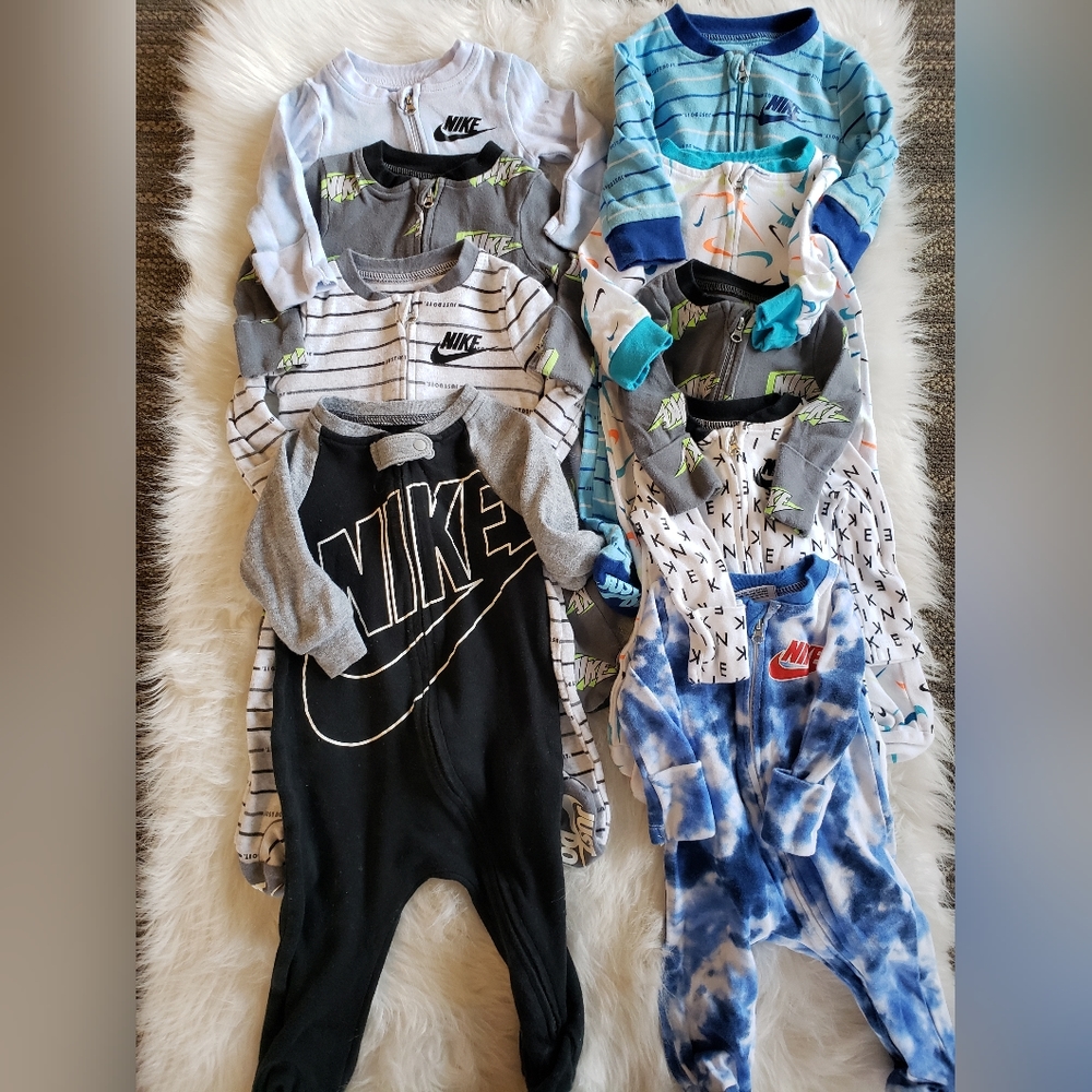 9 Nike Sleepers - Newborn,3 & 6 Months